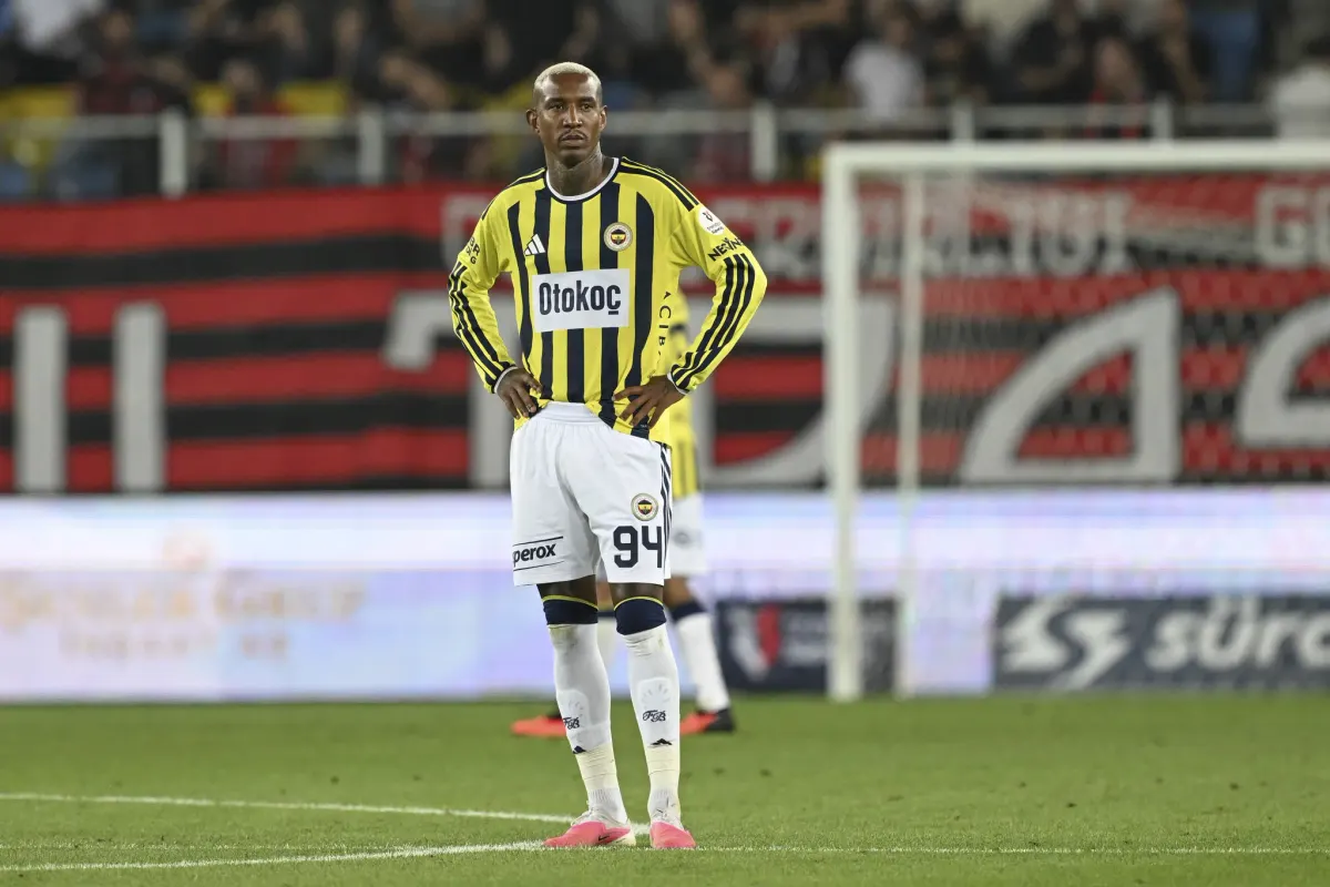 Fenerbahçe: Talisca kural gereği Konyaspor kadrosunda yok