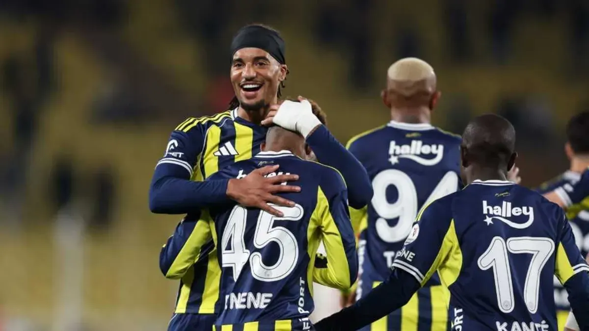 Fenerbahçe'de Nene ve Mimovic'e ocakta kapı gösteriliyor