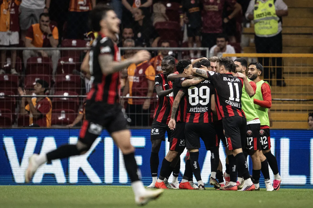 Thiam: Galatasaray'a karşı 3 puanı kaçırdık
