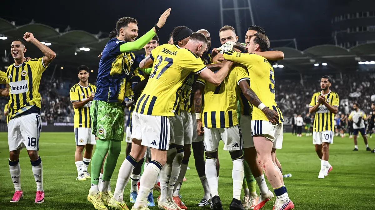 Fenerbahçe sezona Gençlerbirliği deplasmanıyla başlıyor