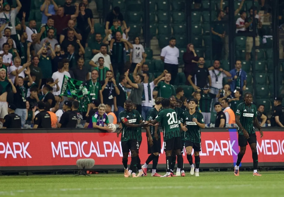 Kocaelispor, Amed'i 2-0 mağlup etti