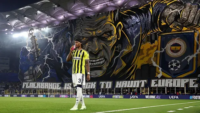 Archie Brown'dan Fenerbahçe'ye tarihi gol