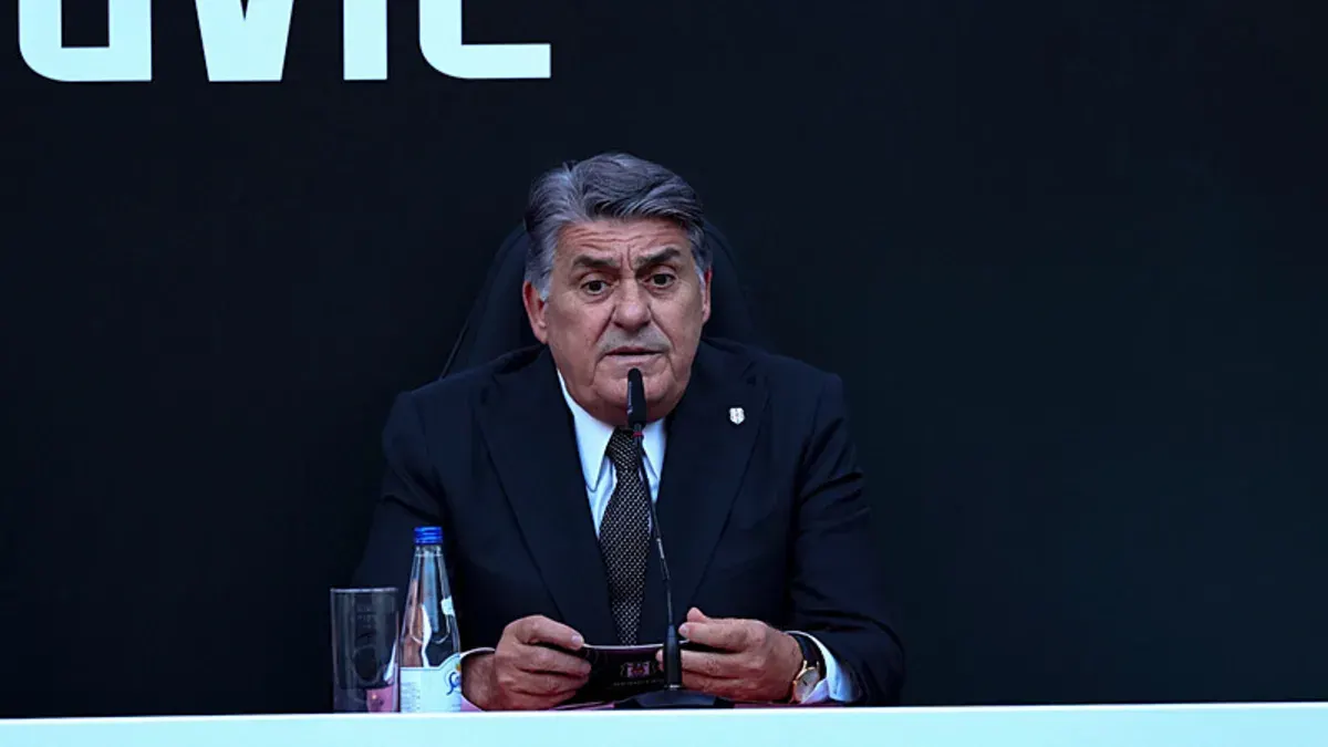 Beşiktaş Başkanı Adalı, TFF'yi ziyaret etti