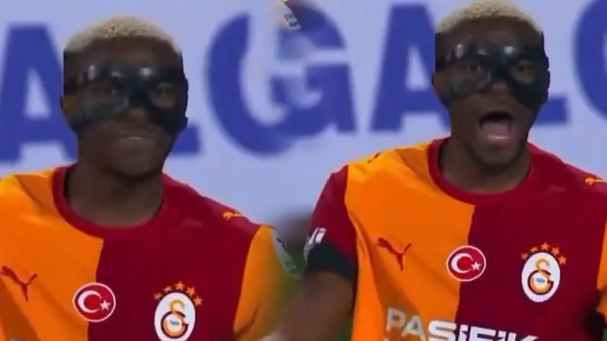 Osimhen'den Barış Alper'e maç içinde tepki