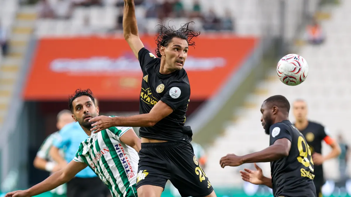 Rizespor, Konyaspor'u son dakika golüyle mağlup etti
