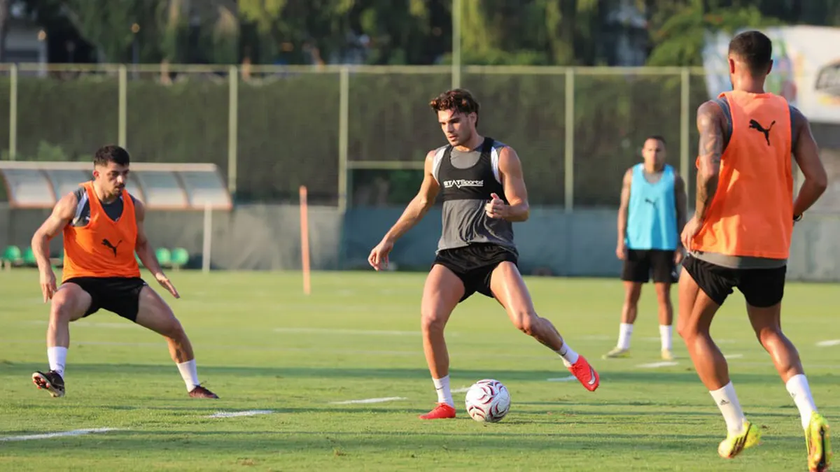 Alanyaspor, Eyüpspor mesaisine başladı