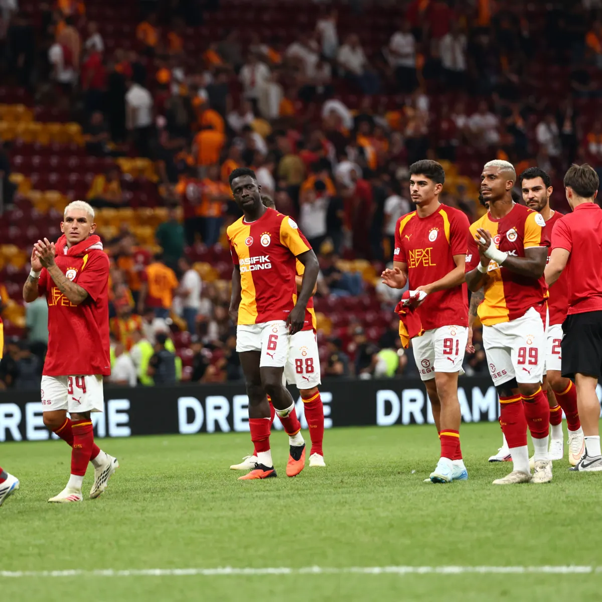 Galatasaray, Çorum FK'ya karşı puan kaybetti