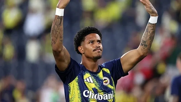 Fenerbahçe'de Oosterwolde'nin geleceği yeniden tartışılıyor