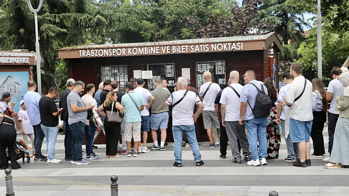 Adalı: Vlahovic'in lisansı için izin bekleniyor