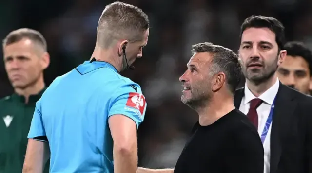 Galatasaray, hakem Eskas'ı UEFA'ya şikayet edecek
