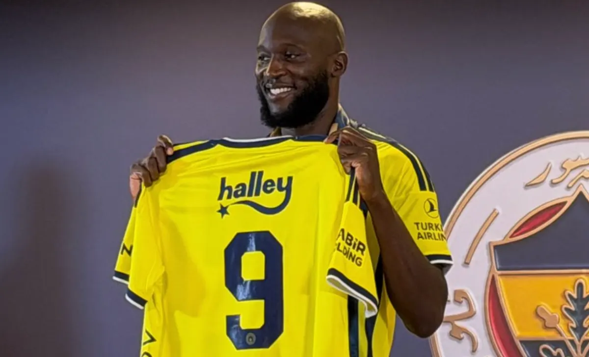 Lukaku Fenerbahçe'ye imzayı attı: Sakat değilim, fitim