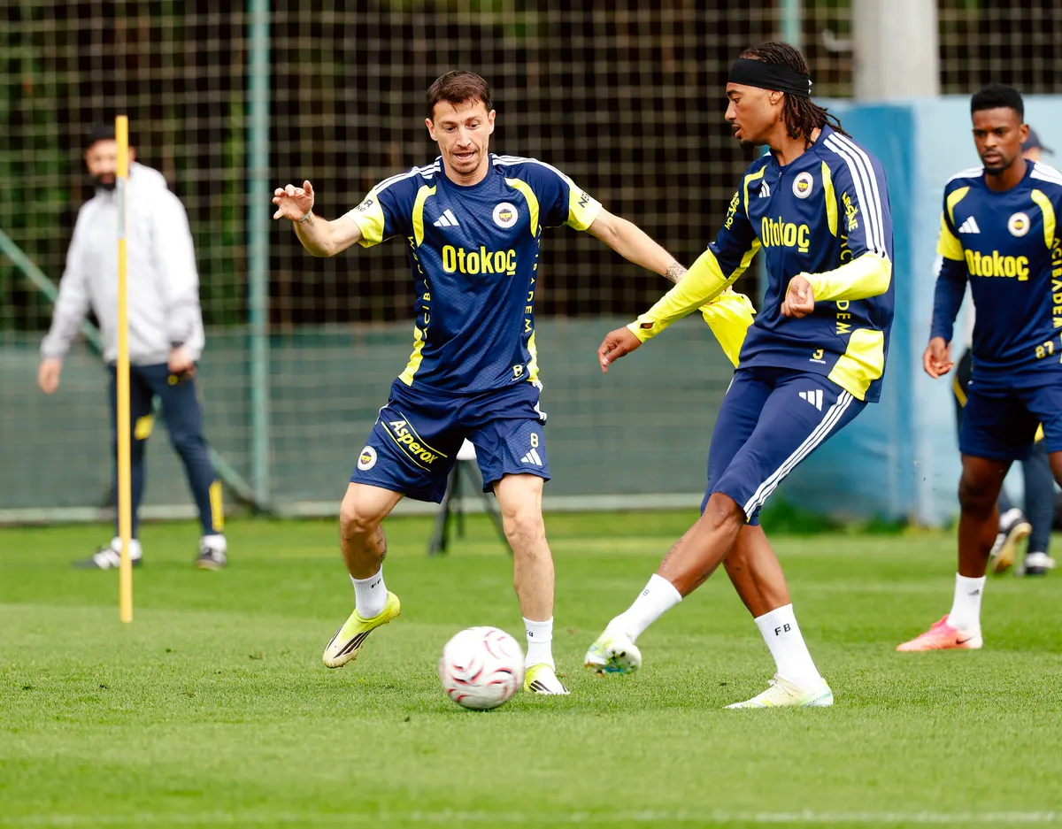 Fenerbahçe, Rizespor maçı hazırlıklarına devam etti