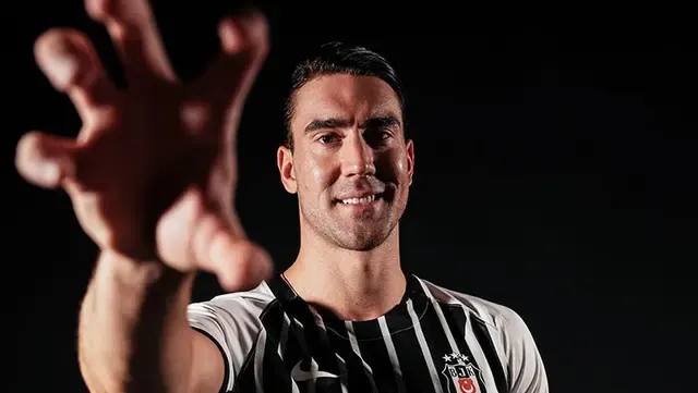 Vlahovic Beşiktaş'ta 5 golle Juventus'u geride bıraktı
