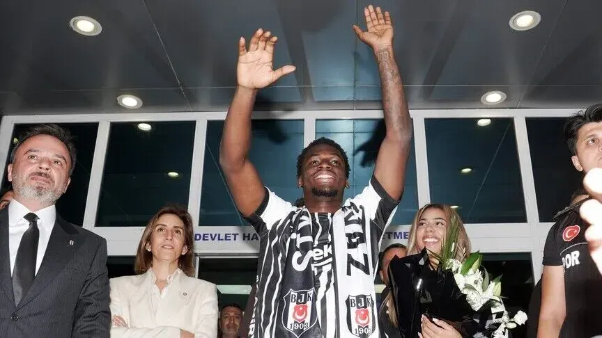 Poku, Beşiktaş'ın 4. Hollandalı futbolcusu oldu