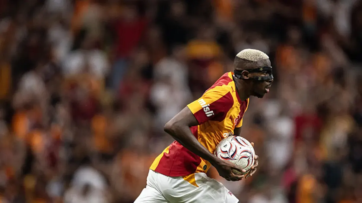 Osimhen: Transfer dedikodularına değil işime odaklandım