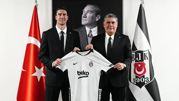 Vlahovic'in forma gelirinin yüzde 10'u UNICEF'e