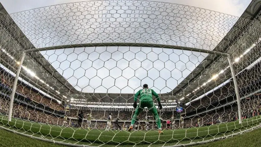 Süper Lig tarihinin ilk golü İzmirspor'dan geldi