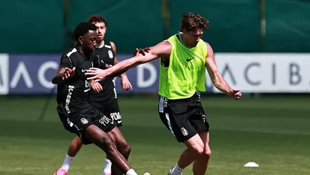 Beşiktaş, Marsilya maçı için sahaya çıktı